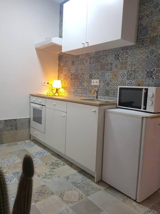 B Reform Netflix Parking Segun Disponibilidad Διαμέρισμα Σεβίλλη Εξωτερικό φωτογραφία